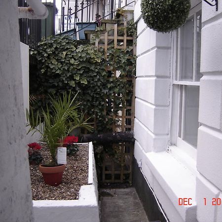 Garden Flat Leilighet Royal Tunbridge Wells Eksteriør bilde